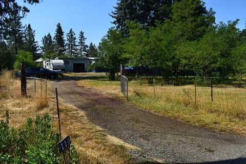 119 Patton Bar Road, Cave Junction, OR 97523