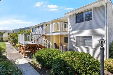 2101 Poplar Drive, Medford, OR 97504