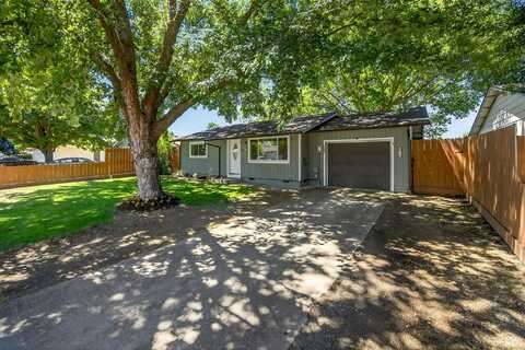 3059 Glengrove Avenue, Medford, OR 97501