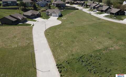 918 Arlene Circle, Papillion, NE 68133