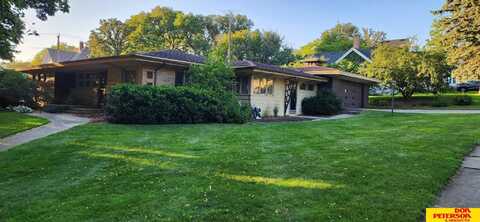 1008 Avenue G, Wisner, NE 68791