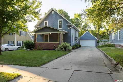 6720 Orchard Street, Lincoln, NE 68505