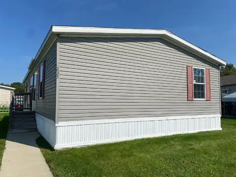 4235 Sparrow, Burton, MI 48519