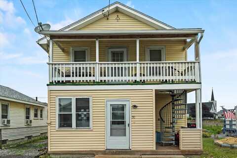 50 Highland Avenue, Hampton, NH 03842