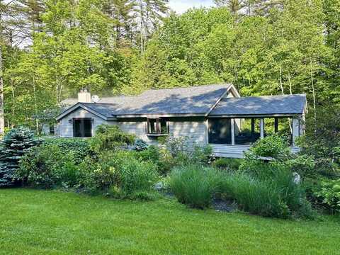 202 Pratt Bridge Road, Jamaica, VT 05343