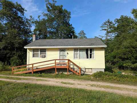 86 Effingham Road, Ossipee, NH 03864