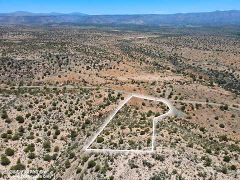4890 E Falcon View Court, Rimrock, AZ 86335