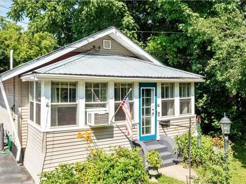 75 Aldis Street, Saint Albans, VT 05478