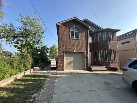 3165 Kenrick Street Street, Keego Harbor, MI 48320
