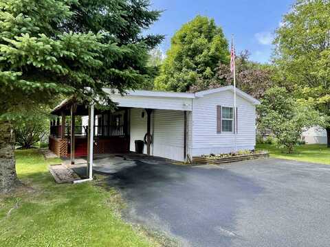 86 Bluebird Lane, Lyndon, VT 05851