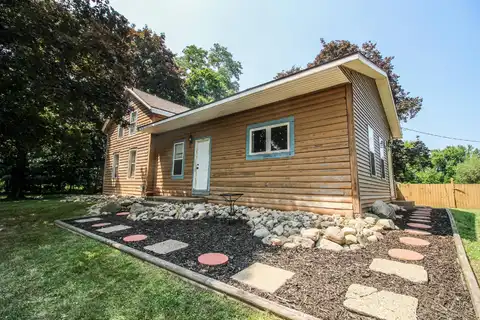 11126 Shavehead Lake Street Road, Constantine, MI 49042