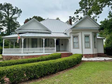 435 E Broughton St, Bainbridge, GA 39817