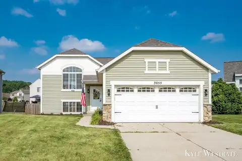 3055 Creek Way Court SE, Kentwood, MI 49512