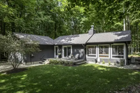 1227 Beech Drive, South Haven, MI 49090