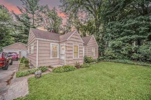 5097 Jackson Road, Ann Arbor, MI 48103