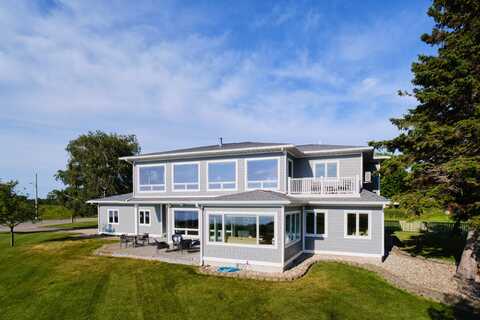 1019 Sweetnam Drive, Manistee, MI 49660