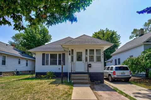 308 W 18th Street, Holland, MI 49423