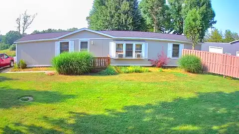 710 Ewing Road, Lawton, MI 49065