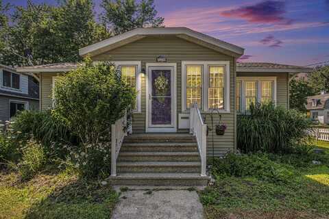 109 N Staffon Street, Ludington, MI 49431