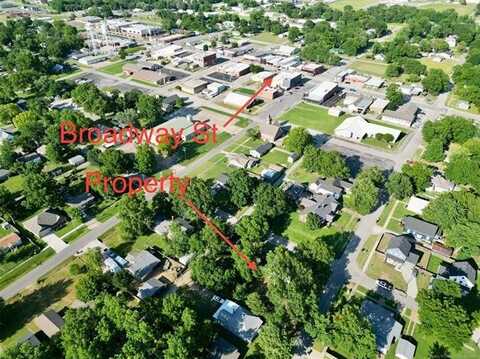 309 W Pecan Street, Coweta, OK 74429