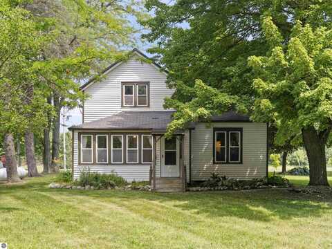 17071 1st Street, Copemish, MI 49625