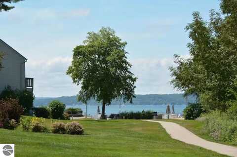5605 E Creeks Crossing, Williamsburg, MI 49690