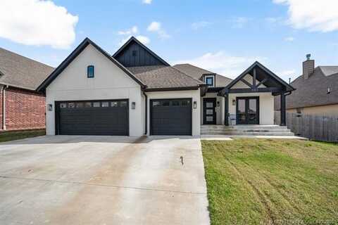 905 W Fargo Drive, Broken Arrow, OK 74012