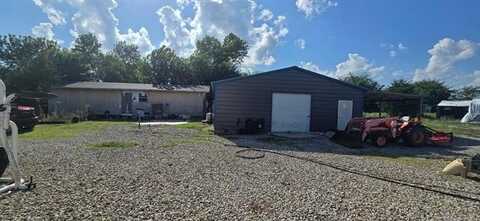 28761 Johnson Road, Maud, OK 74854