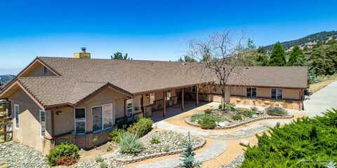 25380 Paramount Drive, Tehachapi, CA 93561
