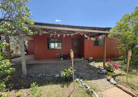382 Hondo Seco Rd, El Prado, NM 87529
