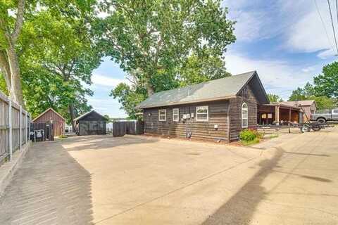 1557 110th Street NW, Grove, OK 74344