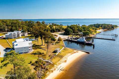 89 Country Club Drive, Minnesott Beach, NC 28510