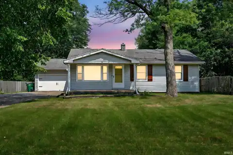 52942 Parkview Street, South Bend, IN 46628