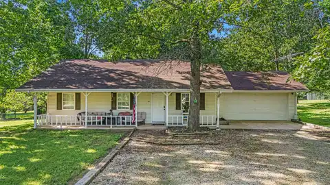 5578 Private Road 1200, West Plains, MO 65775