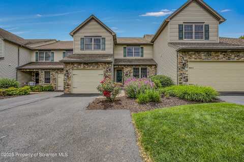 33 Hedge Row Run, Clarks Summit, PA 18411