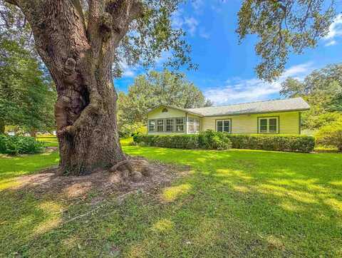 10437 Flat Creek Road, Quincy, FL 32351