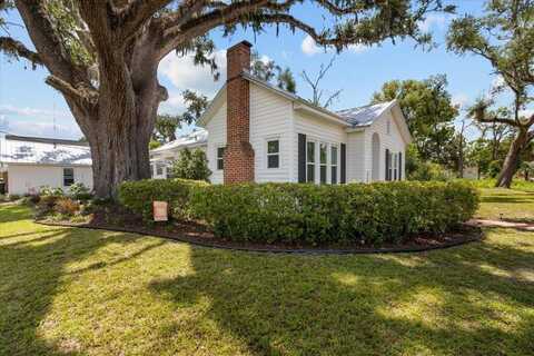 514 N Calhoun Street, Perry, FL 32347