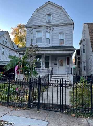712 Clifton Ave, Newark, NJ 07104