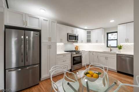 167-3 Harrison Ave, Montclair, NJ 07042