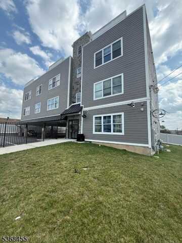 285 E 17th St, Paterson, NJ 07524