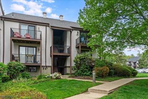 7117 Dell Pl, Stanhope, NJ 07874