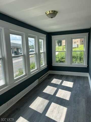 60 Mill St, Newton, NJ 07860