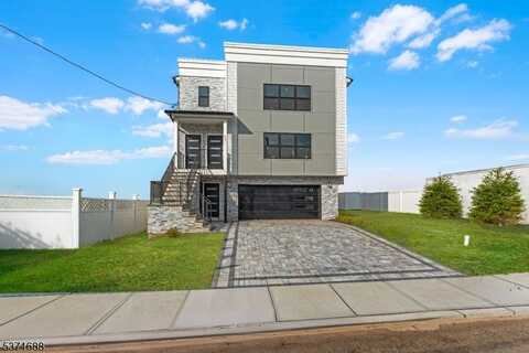 937 Worth Ave, Linden, NJ 07036