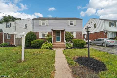 12 Macarthur Ave, Hasbrouck Heights Boro, NJ 07604