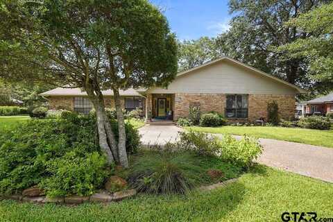 203 Spring Lake, Mineola, TX 75773