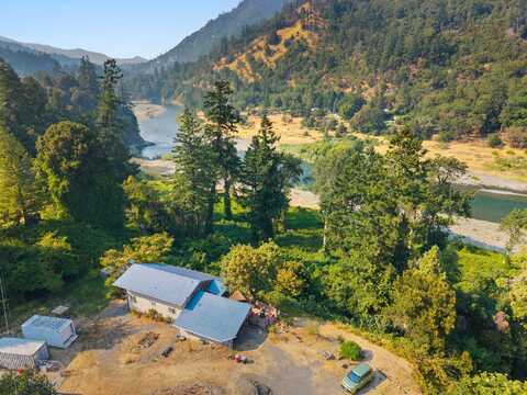 41735 St Hwy 299, Willow Creek, CA 95573