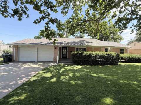 123 Downing Rd, Hutchinson, KS 67502