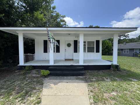 122 S 5th Street, Spring Lake, NC 28390