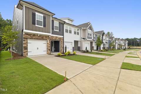 823 Kensley Grove Lane, Fuquay Varina, NC 27526
