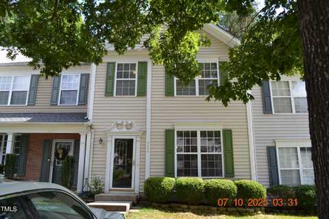 4234 Vienna Crest Drive, Raleigh, NC 27613